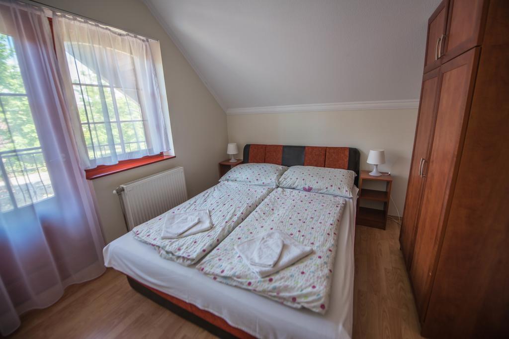 Marina Panzio Hotell Siófok Eksteriør bilde